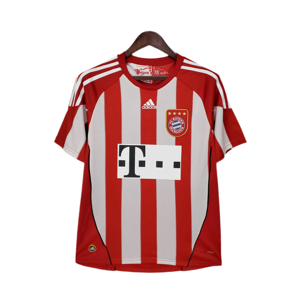 4606B84A-D419-4722-8F92-57FFC3C758FE.png Jersey Bayern de Munique Retro 2010/2011 - Image 1