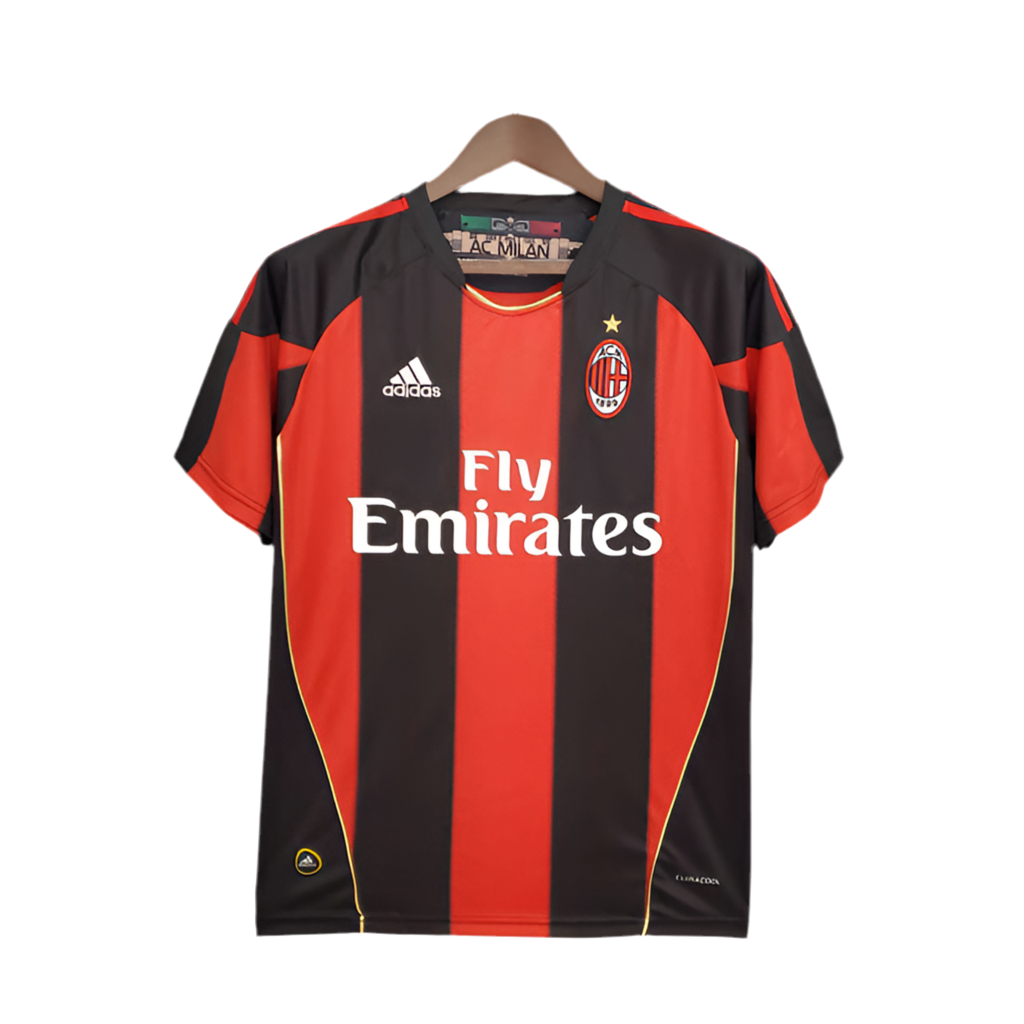 54FA0A6F-B438-46D8-B3AF-47E95A77CC1C.png Jersey AC Milan Retro 2010/2011 - Red and Black - Image 1