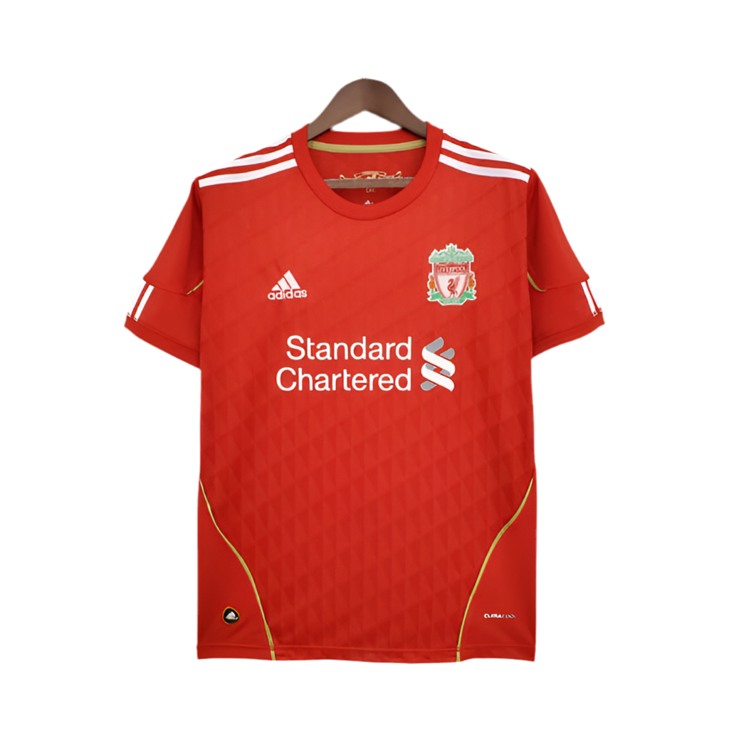 7C7DE53B-F1CD-420D-B43A-1E56B843A57C.png Jersey Liverpool Retr?′ 2010/2011 - Red - Image 1