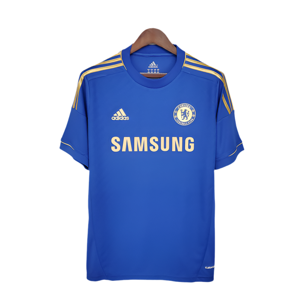 7F626382-90BF-44FB-9A8A-36A7E255F204.png Jersey Chelsea Retro 2012/2013 - Blue - Image 1