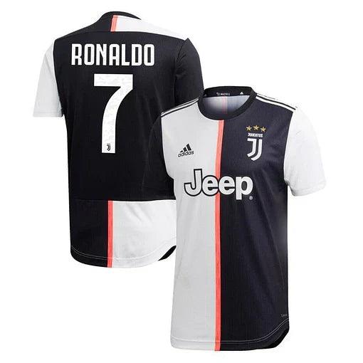 E378AB9F-AABA-4915-8A24-02D7284089DC.jpg Jersey Juventus 19/20 - Ronaldo #7 - Image 1