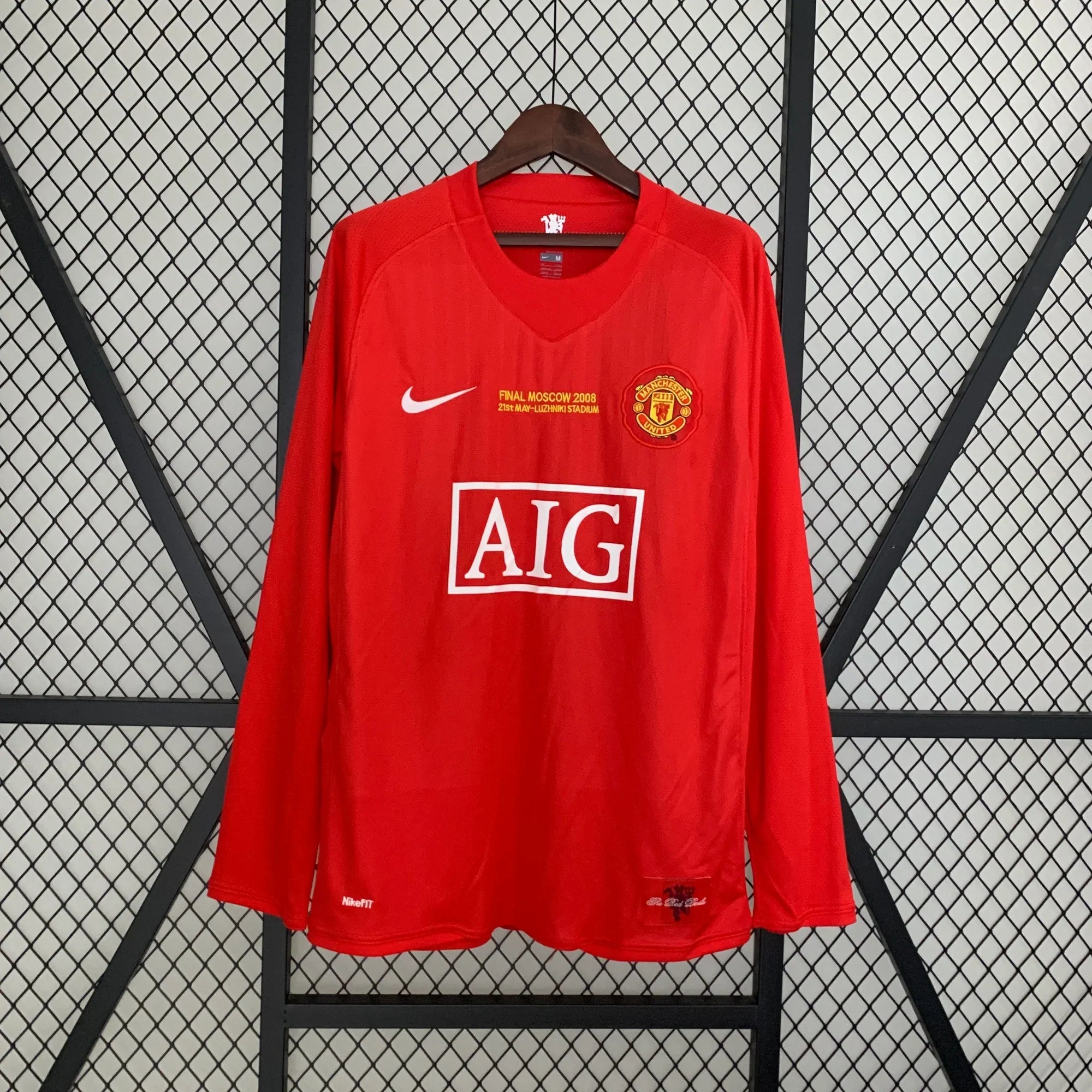04fab836-289f-4aa3-b474-0d909769931d.jpg Manchester United Retro 2007-2008 Home Kit Long Sleeve - Image 1