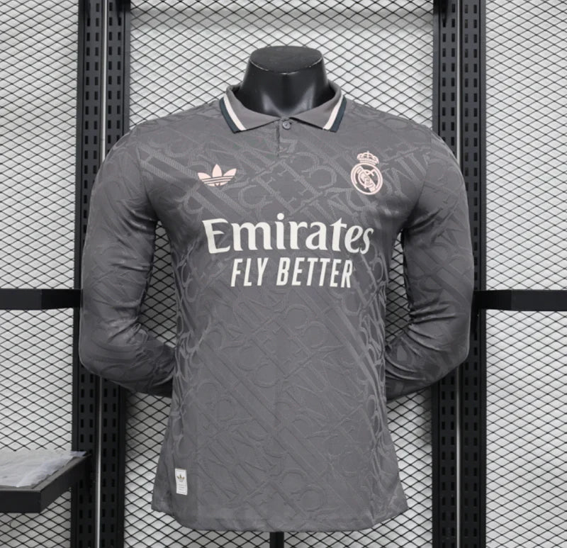 0F687A89-3B7B-4DF0-BDB3-604771B065E1.jpg Real Madrid 2024/2025 Third Kit Long Sleeve - Image 1