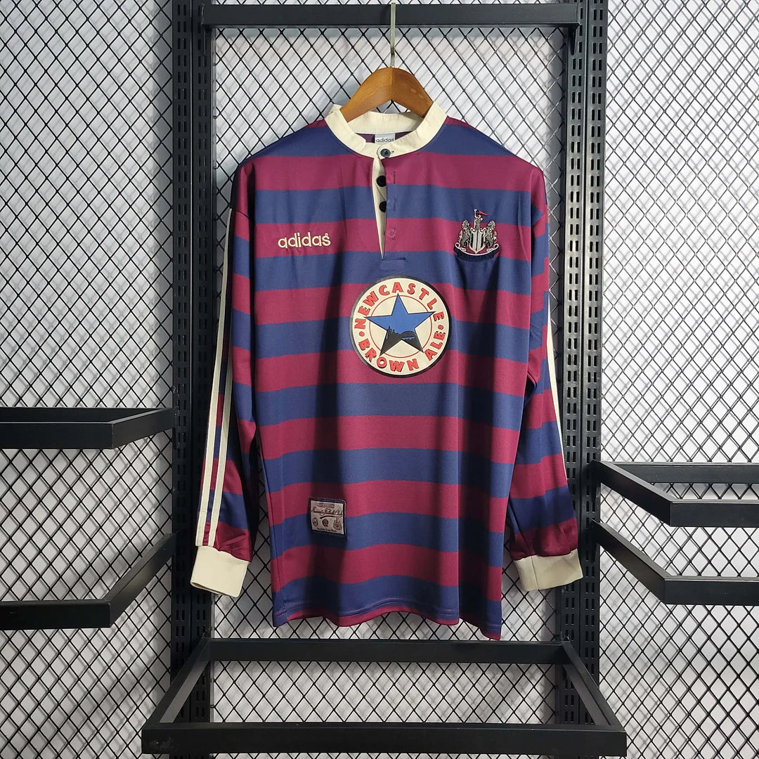 1a64d6332dc85c71ec878d226f01546d.jpg 1995-1996 Retro Newcastle United Away Jersey Long Sleeve - Image 1
