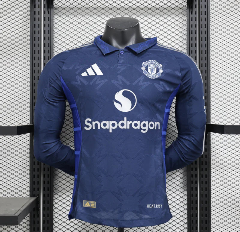 4E38271F-4C3A-4FC1-ABDB-5ECB570FE892.jpg Manchester United 2024/2025 Away Kit Long Sleeve - Image 1