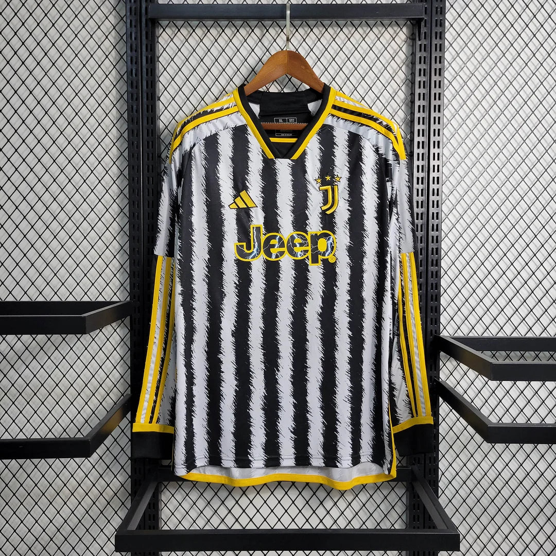 6a5ae98100da65c2560d6c7ab4ee966a.jpg 2023/2024 Juventus Home Long Sleeve - Image 1