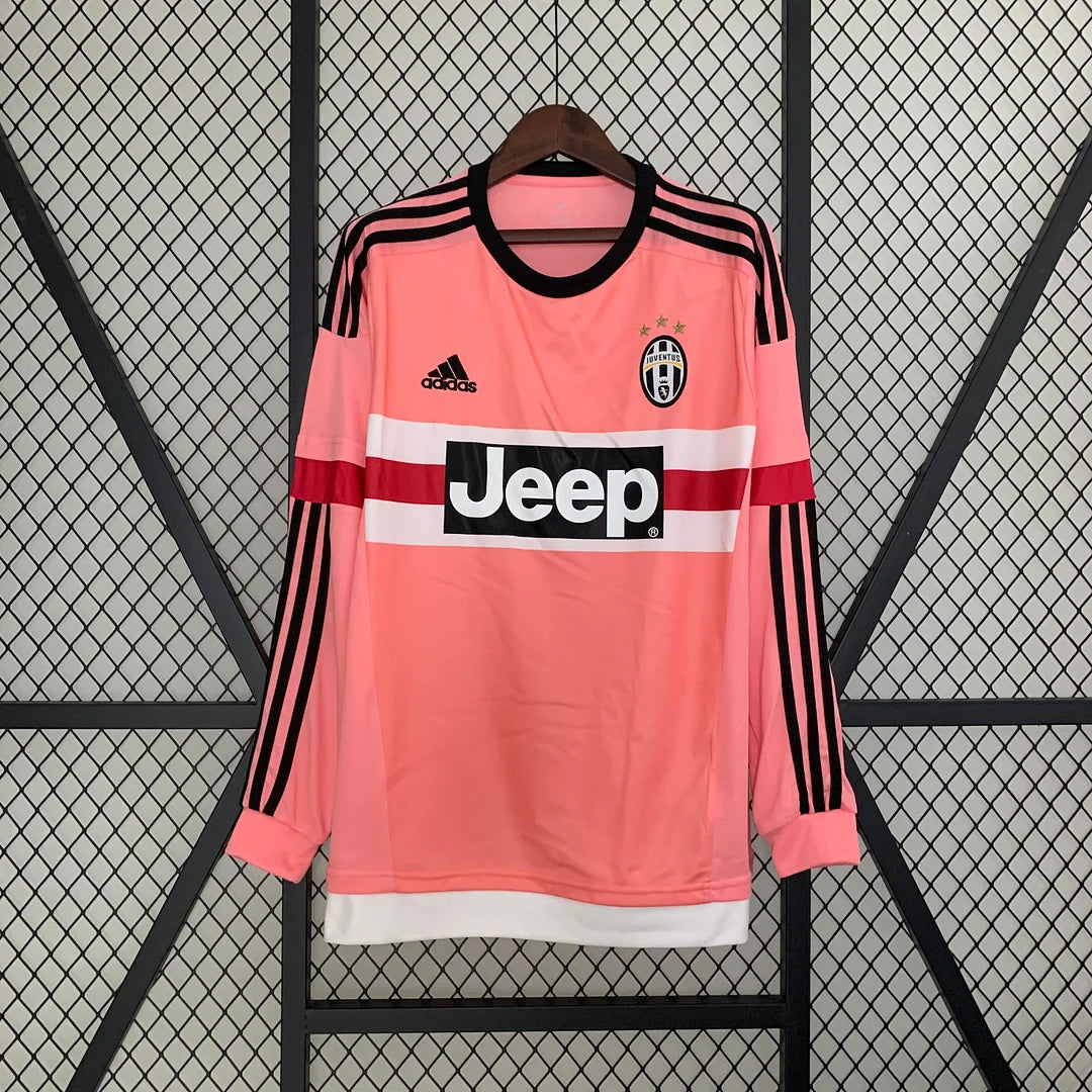 8bcf011e0c10bdbf92231d5dc11ccd57.jpg 2015-2016 Juventus Retro Away Jersey Long Sleeve - Image 1