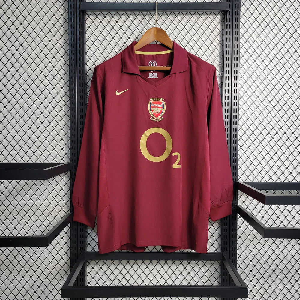 9e0ebe73_1024x_7103f043-d027-4386-a044-851d0205b137.jpg Arsenal Retro 2005-2006 Home Jersey Long Sleeve - Image 1