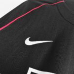 Manchester United Retro 2007-2008 Away Kit Long Sleeve - Image 3