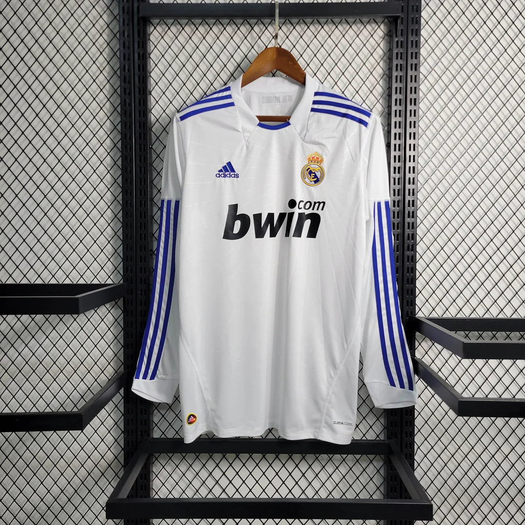 a3fac0c6e5c4aaf1cce0dfe85cbca84c.jpg 2010/2011 Retro Real Madrid Home Jersey Long Sleeve - Image 1