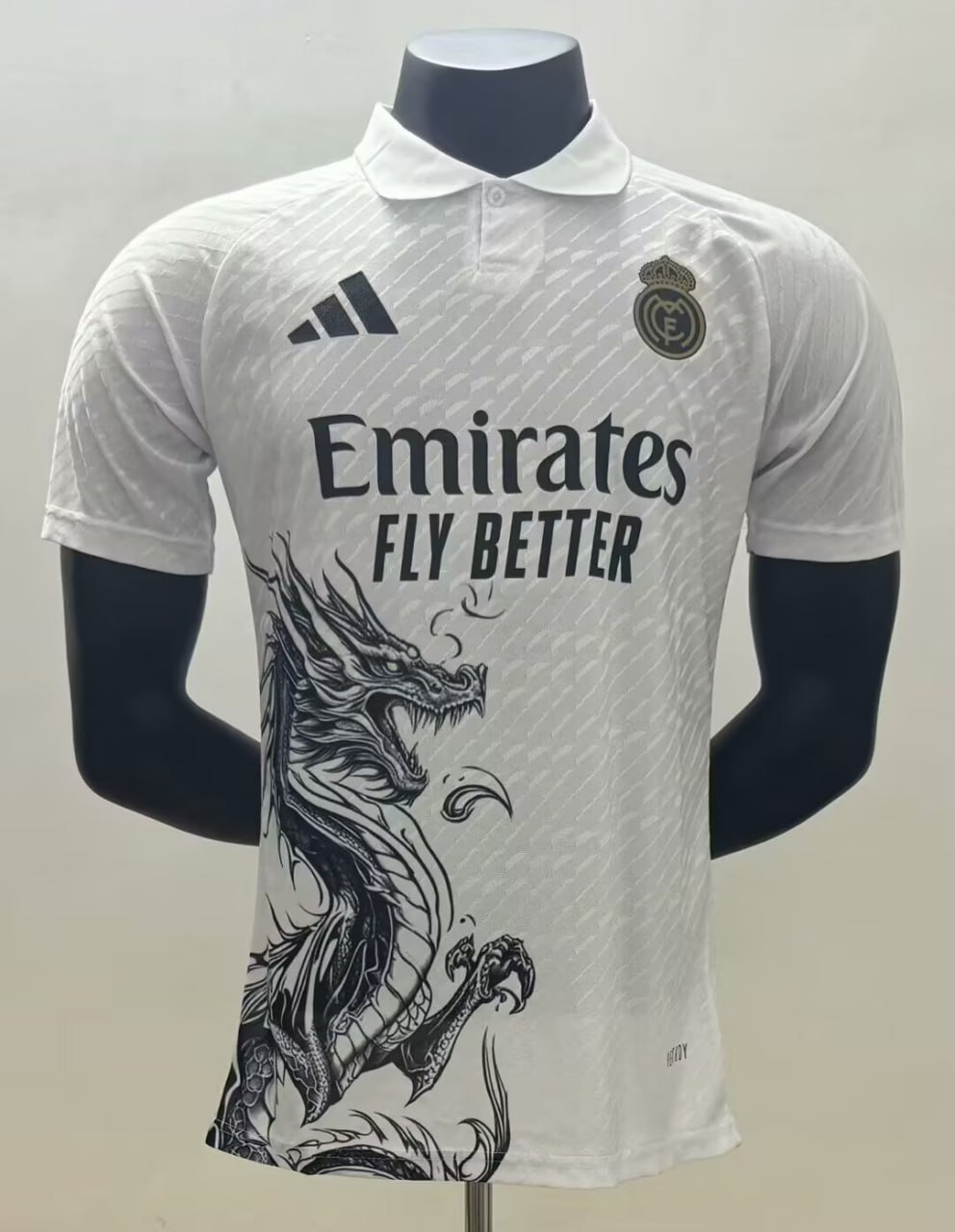2E36896B-6688-07A8-AED5-A27258FB6FA3.jpg Real Madrid Dragon Pattern Player Jersey 25/26 - Image 1