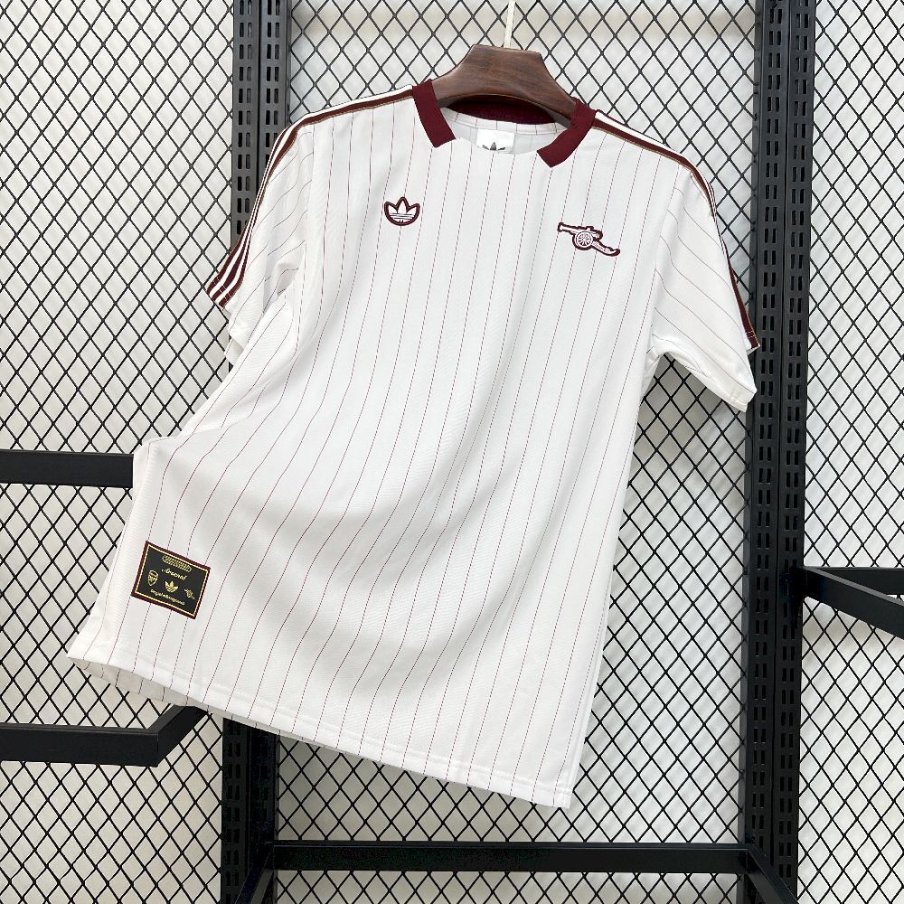 473e61c01f843b69483d3947f330b1de.jpg Arsenal 2025/26 Terrace Icons Jersey - Image 1