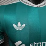 Liverpool 25-26 away green football jersey - player version - Image 4