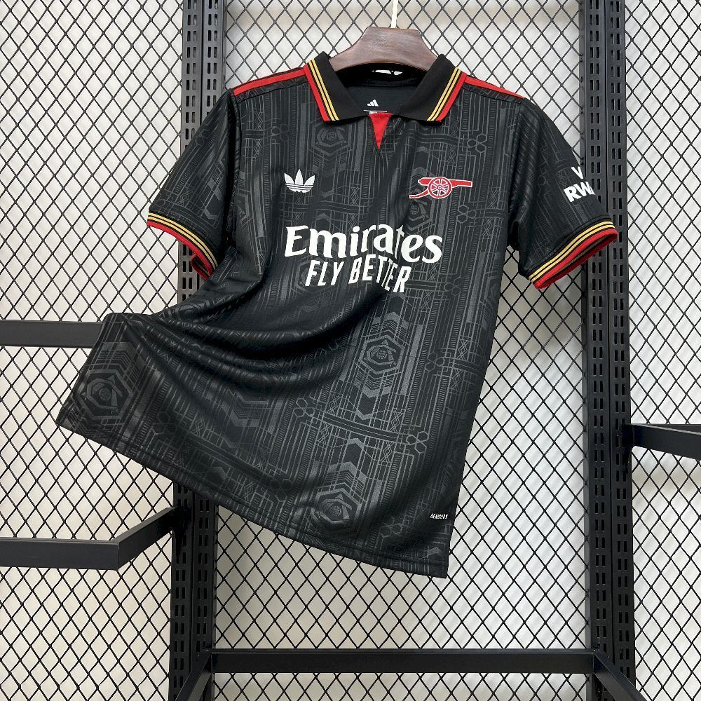 d8fc4ef1aef8c61ac616eccd111fadb4.jpg Arsenal 2025/26 Special Edition Jersey - Image 1